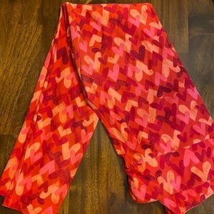 Lularoe OS Valentine’s leggings